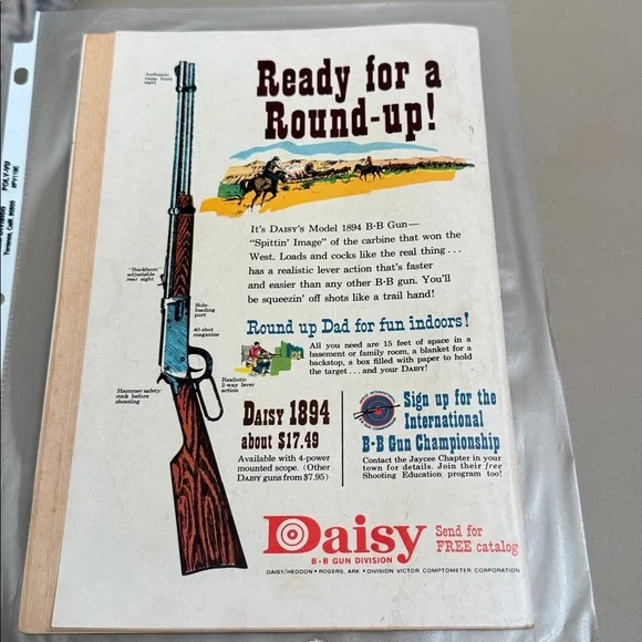 Vintage 1967 Walt Disney Comic Book - Picture 2 of 4